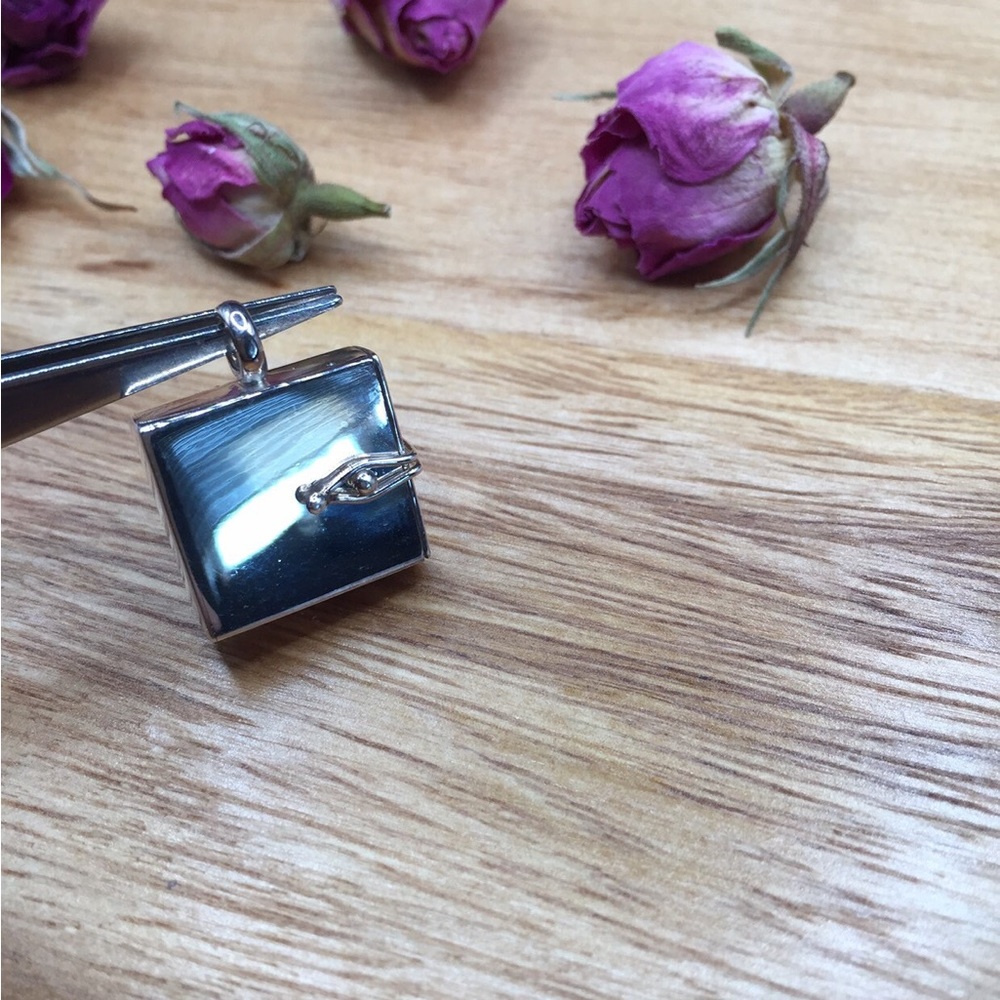 Silver message box pendant - Picture 7 of 8